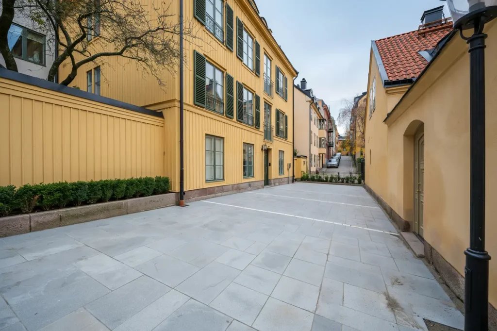 markstensl ggning av g rdsinfart och parkeringsyta i s dermalm stockholm